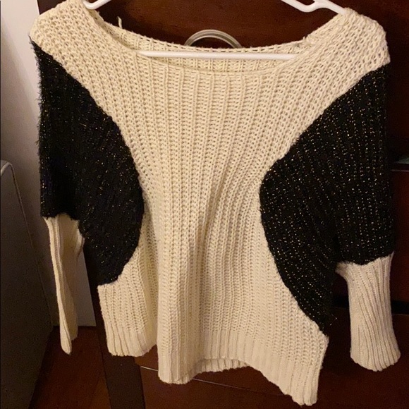 Sweater top - Picture 2 of 5
